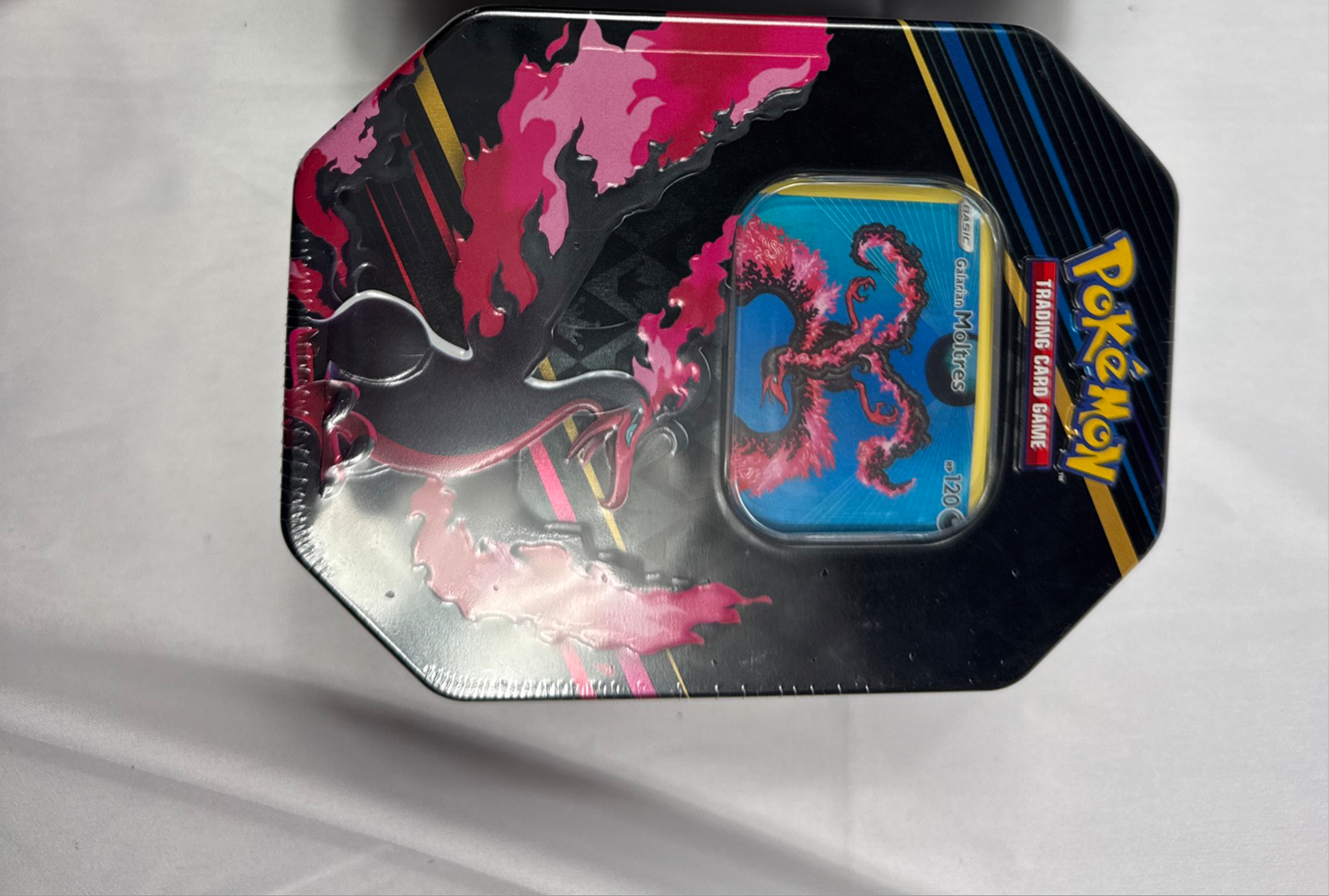 The Pokemon TCG: Crown Zenith Tin - Moltres
